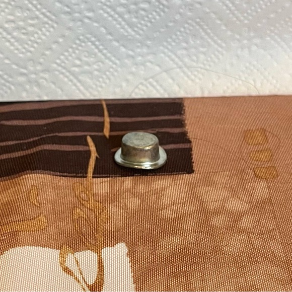 Monopoly 8 pieces and two dice - Picture 2 of 3